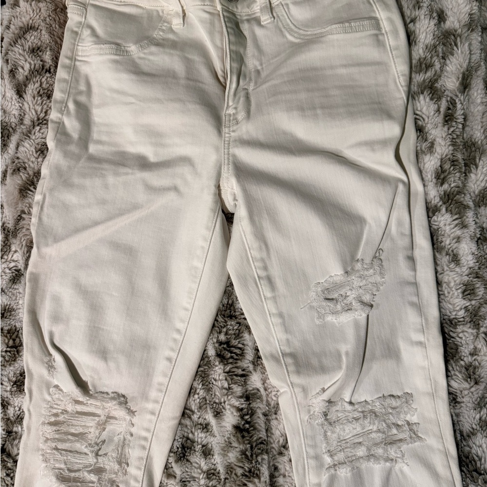American Eagle Outfitters Cream Distressed Jeans